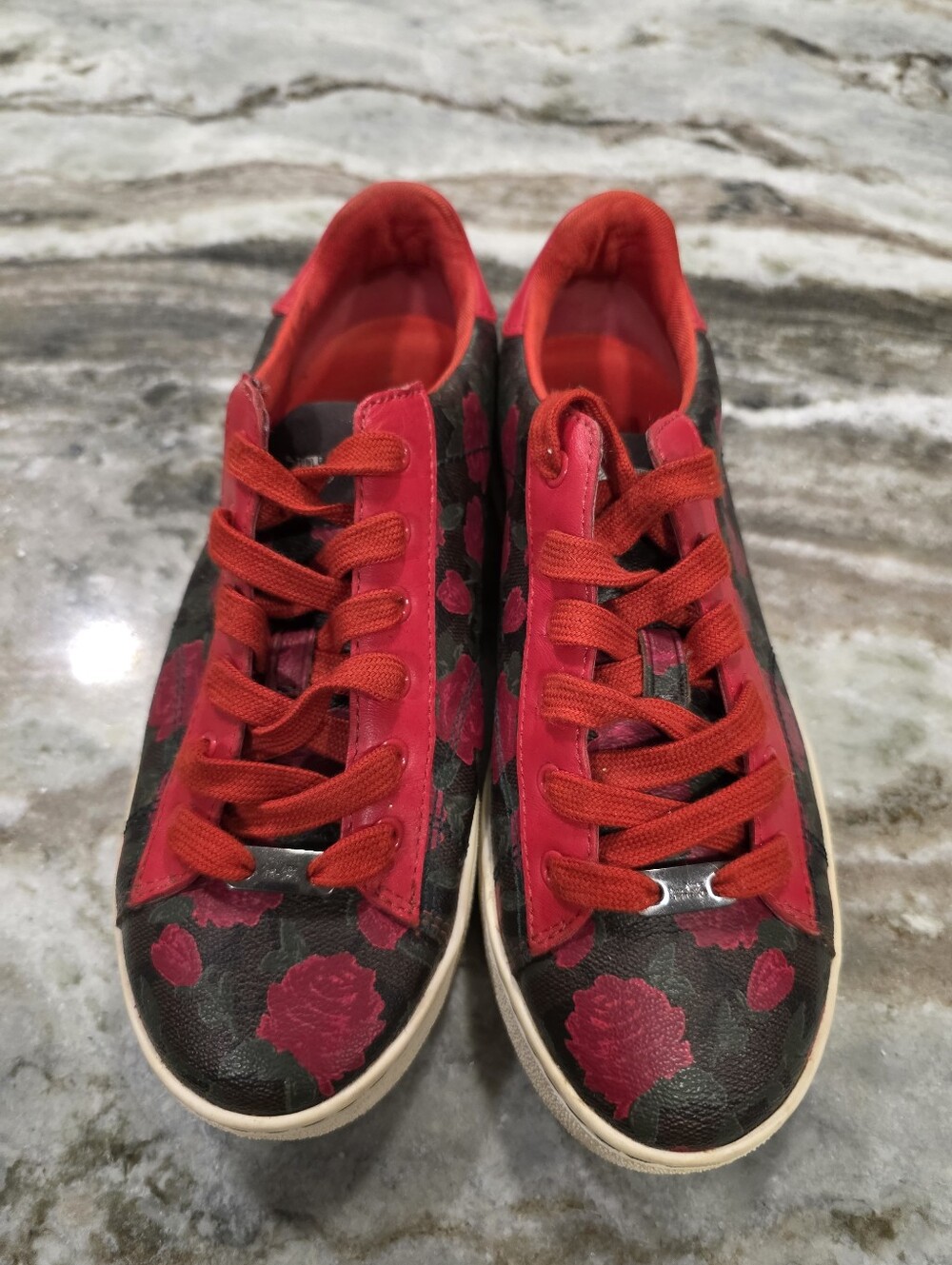 Coach Signature C Rose Floral Print Sneakers Red Leather Trim Low Top Women’s 7 - Picture 6 of 12